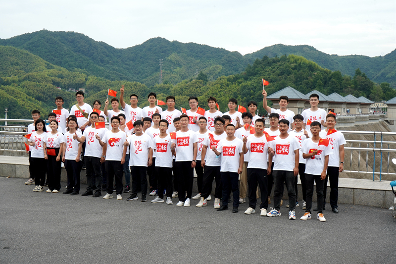 公司團委開展“喜迎二十大、永遠跟黨走、奮進新征程”主題團日活動6